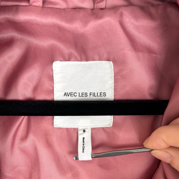 AVEC LES FILLES Pink Puffer Wrap Jacket, Small, Thermal Puff Coat, Dusty Rose - Picture 2 of 16